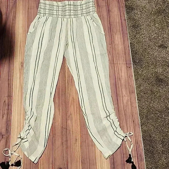 Blue Island Pants - Picture 1 of 8